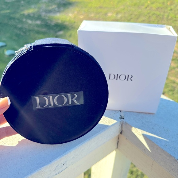 Dior Vanity Case with Mirror - Silver Hardware - NWB - Picture 4 of 9